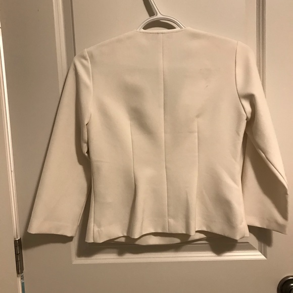 Mexx Women’s White Blazer - Picture 2 of 3